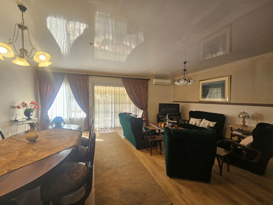 To Let 2 Bedroom Property for Rent in Wilkoppies North West